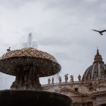 Pre-pandemic crowds back at the Vatican